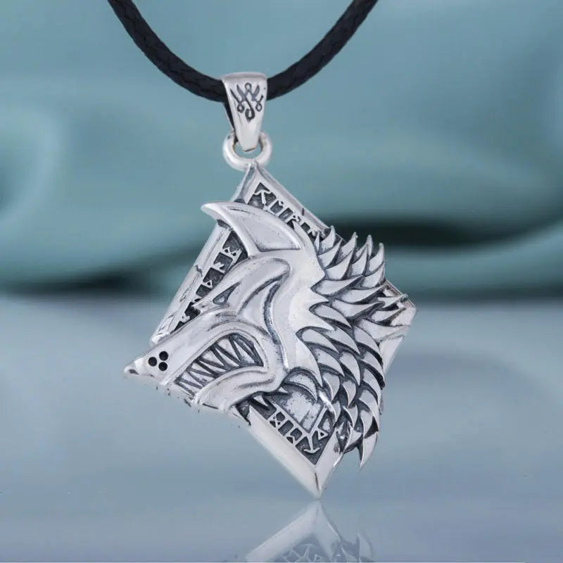 COLLIER VIKING LOUP FENRIR EN ARGENT STRELING .925 - Viking Héritage