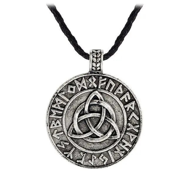 COLLIER-VIKING TRIQUETRA - RUNES - Viking Héritage