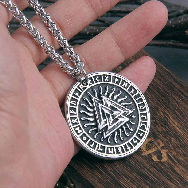 Collier Force du Valknut - Viking Héritage